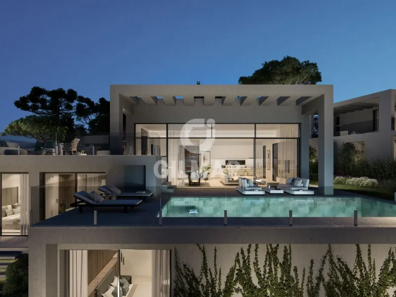 Chalet Independiente en Estepona Este - Málaga