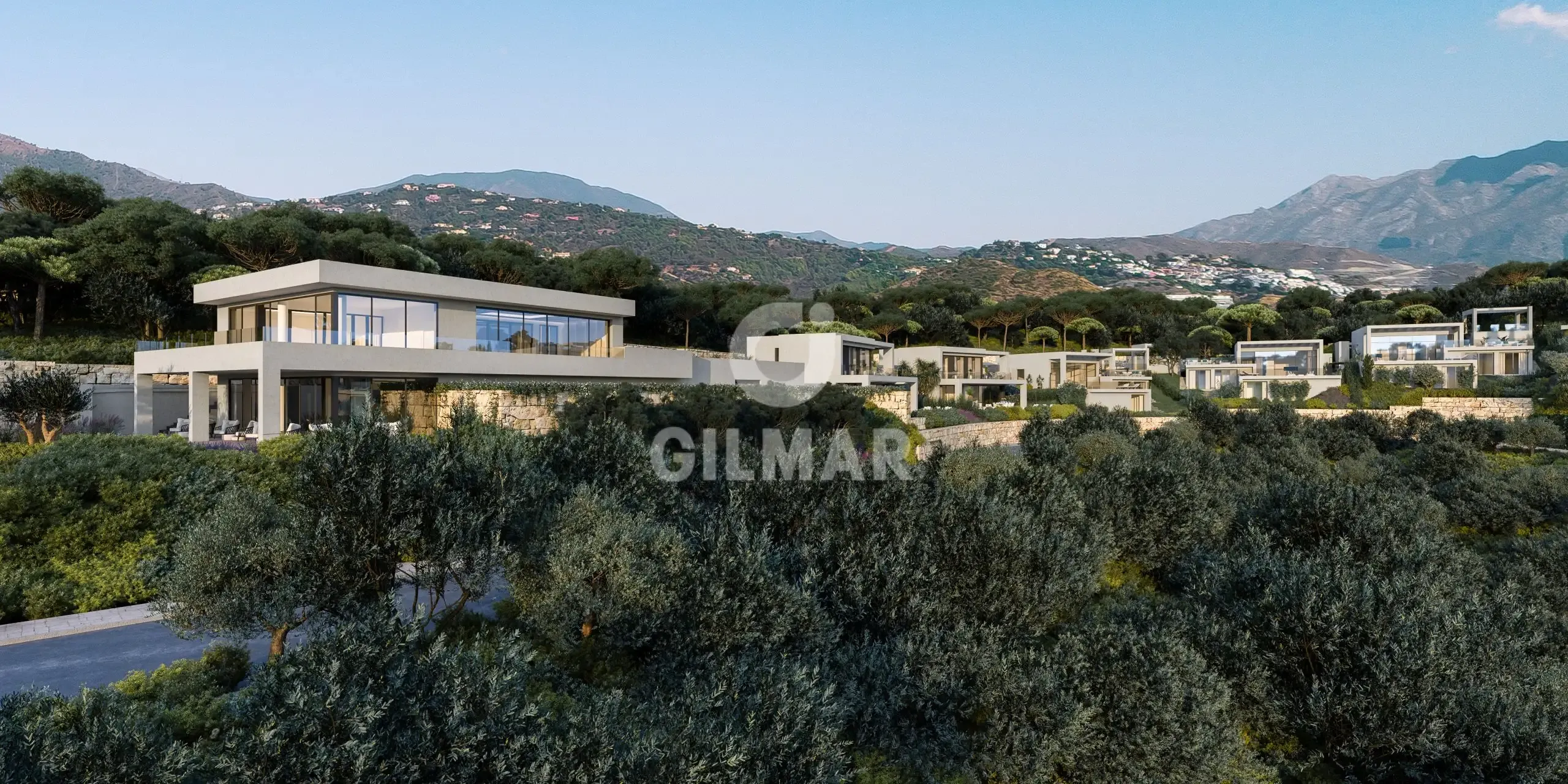 Chalet Independiente en Estepona Este - Málaga