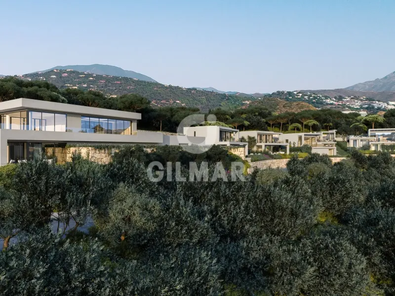 Chalet Independiente en Estepona Este - Málaga
