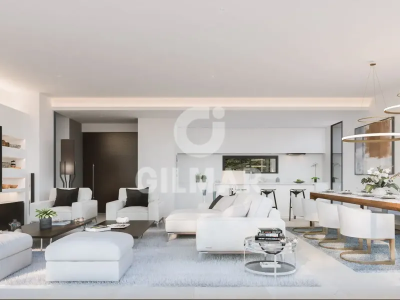 Chalet Independiente en Estepona Este - Málaga