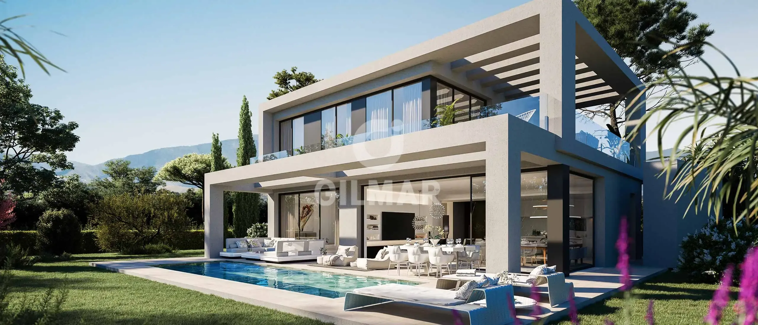 Chalet Independiente en Estepona Este - Málaga
