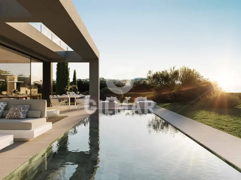 Chalet Independiente en Estepona Este - Málaga