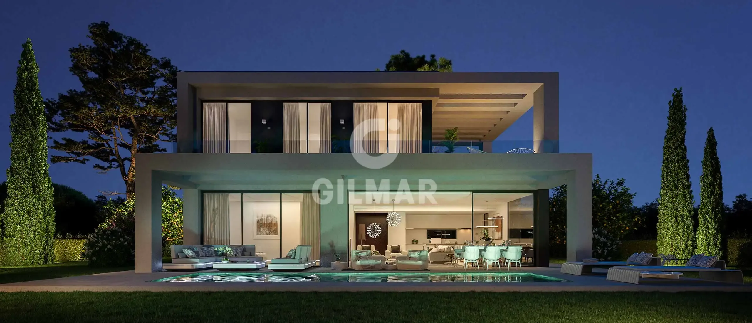 Chalet Independiente en Estepona Este - Málaga
