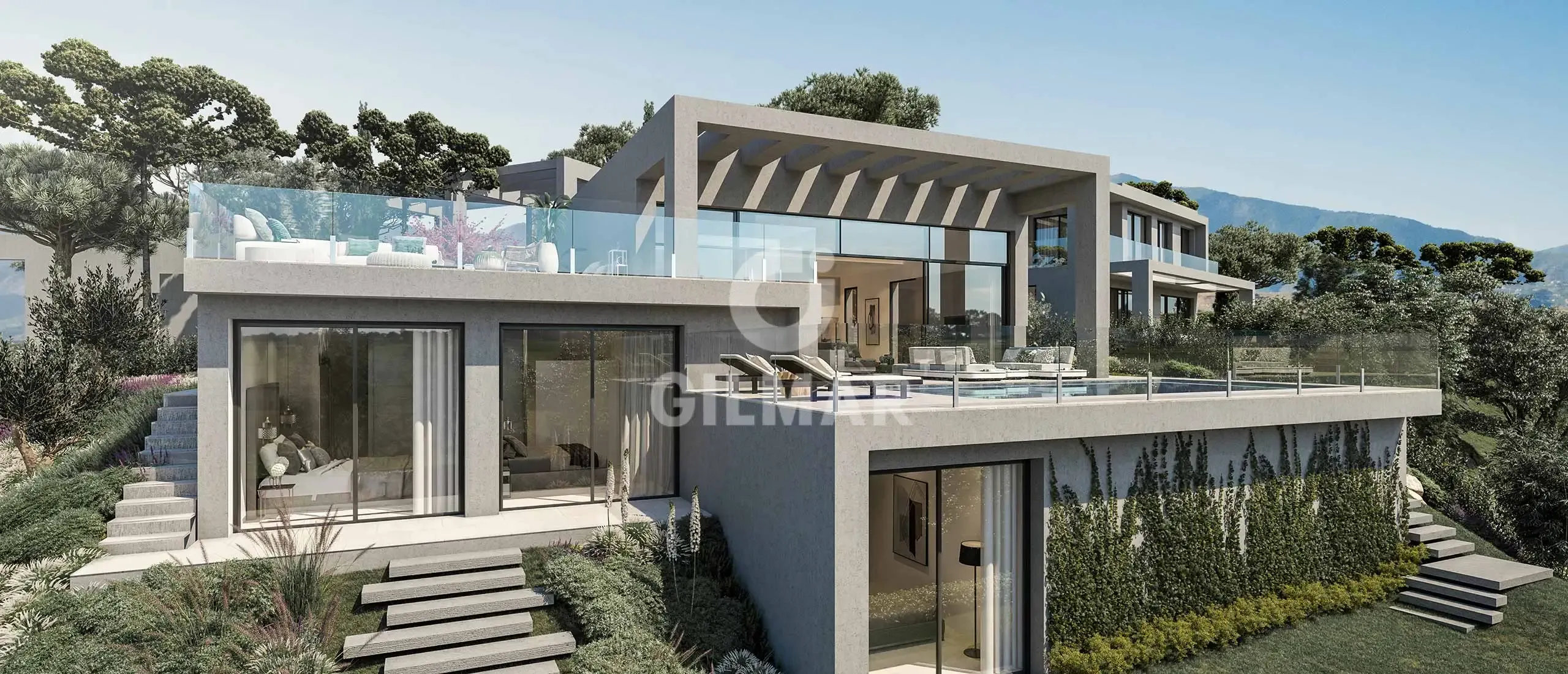 Chalet Independiente en Estepona Este - Málaga