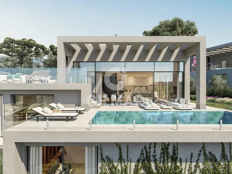 Chalet Independiente en Estepona Este - Málaga