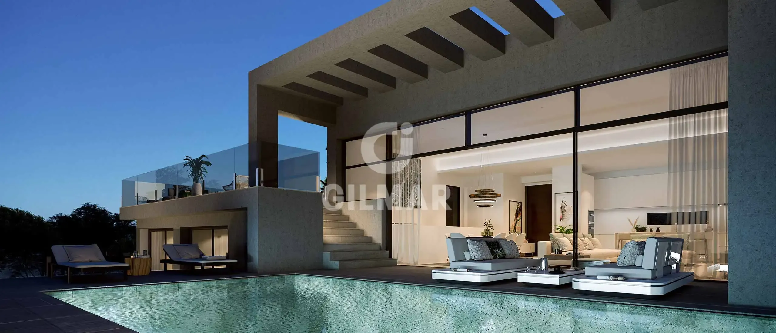 Chalet Independiente en Estepona Este - Málaga
