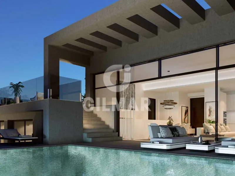 Chalet Independiente en Estepona Este - Málaga