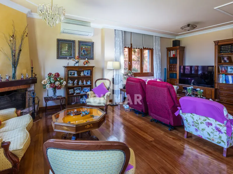 Chalet Independiente en Santa Brígida - Las Palmas