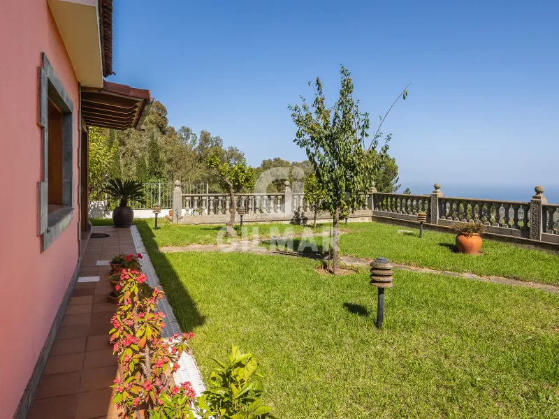 Chalet Independiente en Santa Brígida - Las Palmas