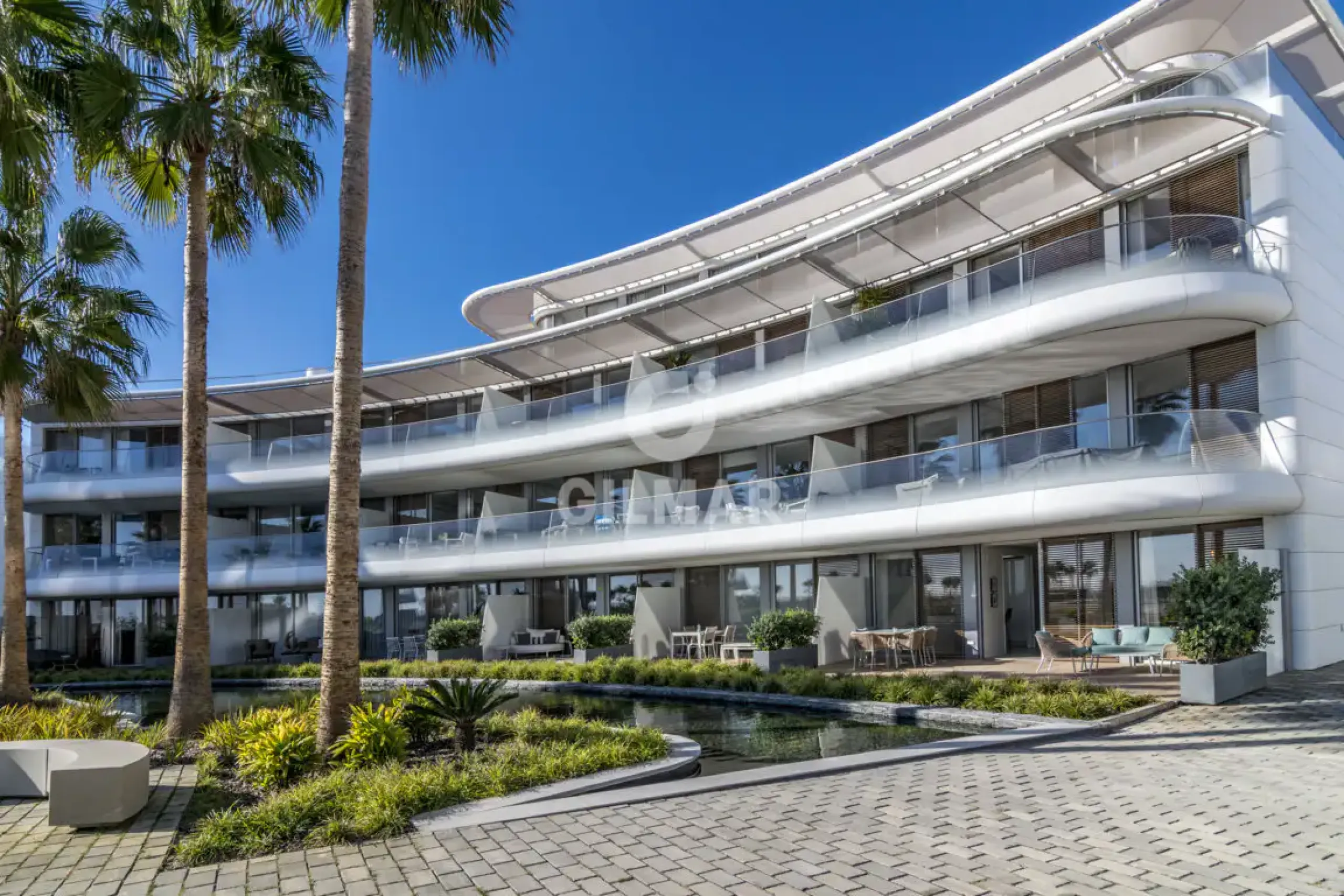 Bajo en Estepona Oeste - Málaga