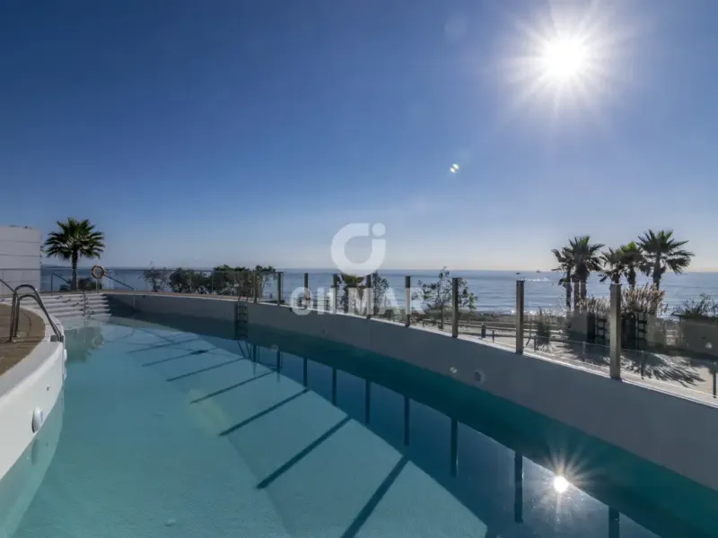 Bajo en Estepona Oeste - Málaga
