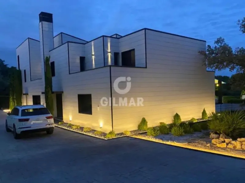 Villa in Boadilla del Monte - Madrid