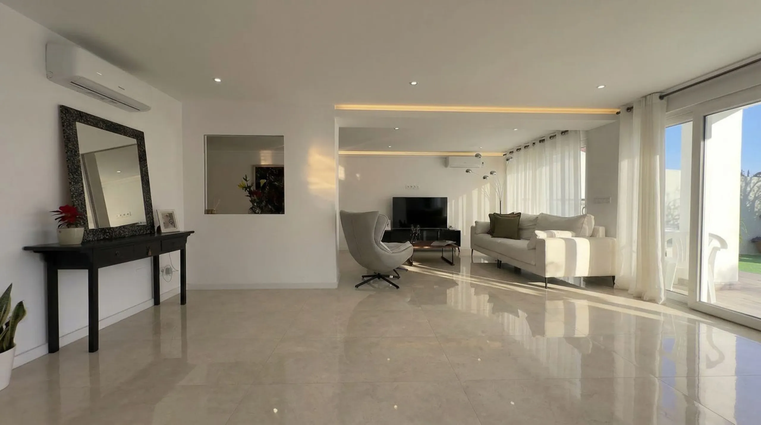 • 300 meters from the beach