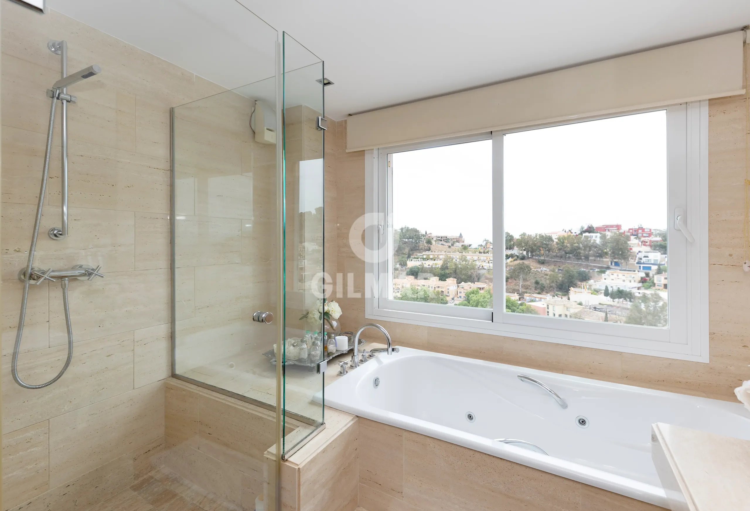 Chalet Pareado en Málaga Este - Málaga