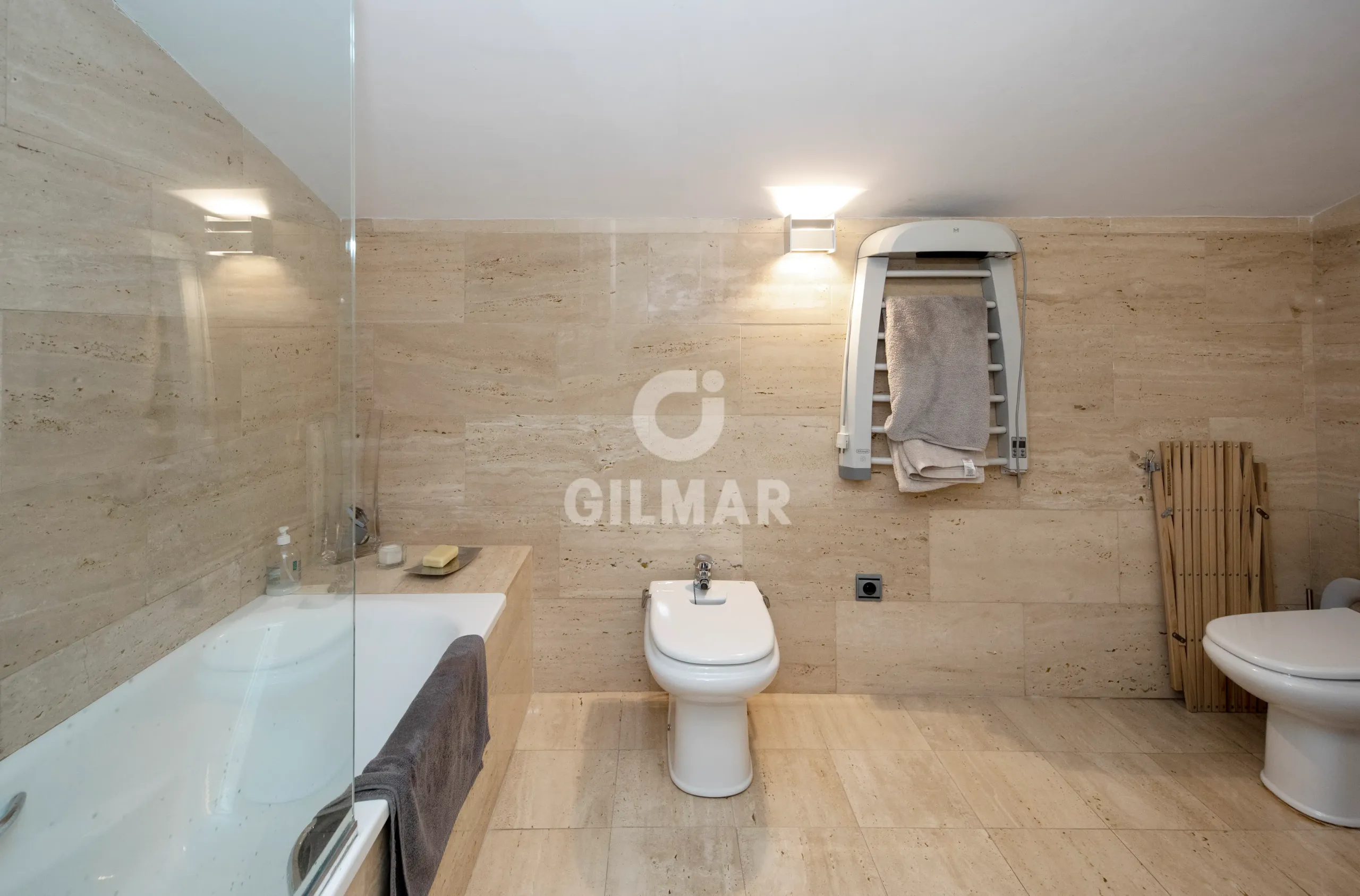 Chalet Pareado en Málaga Este - Málaga