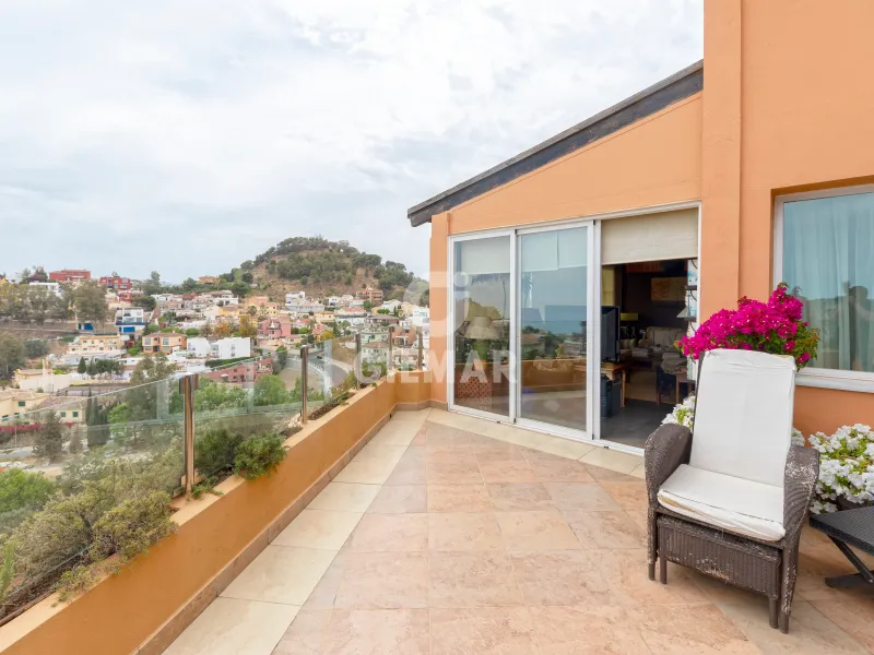 Chalet Pareado en Málaga Este - Málaga