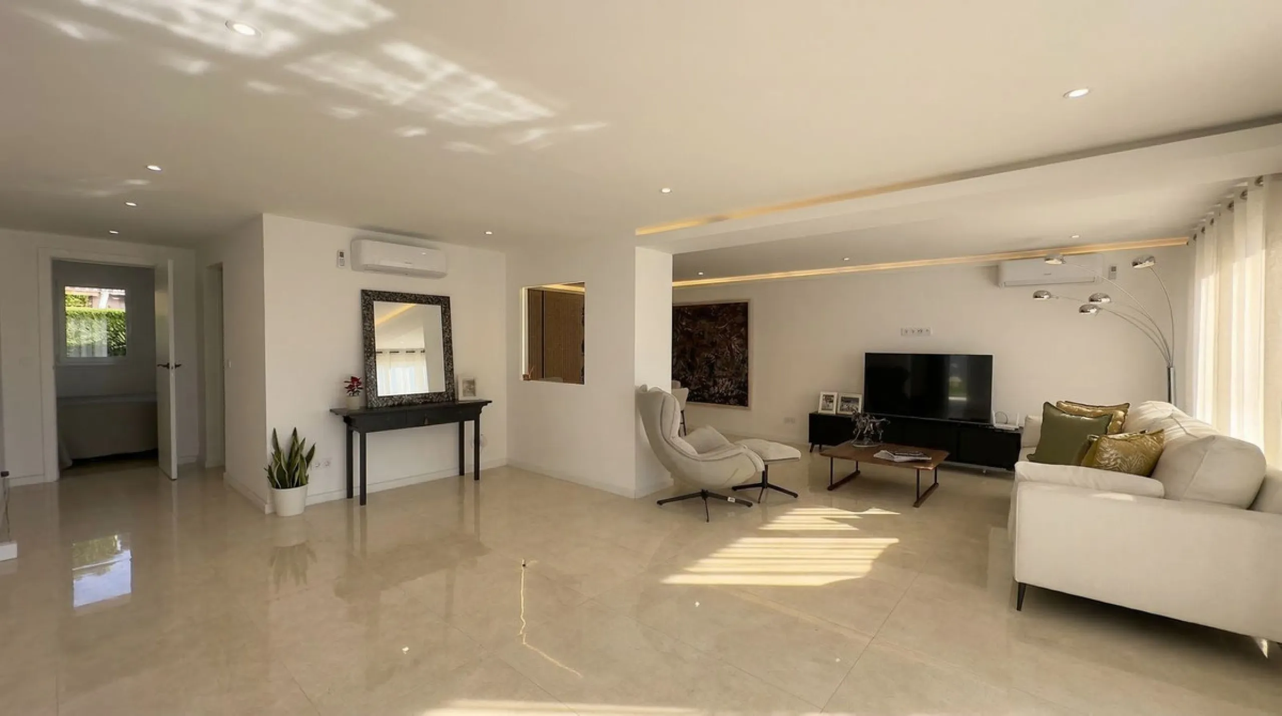 • 300 meters from the beach