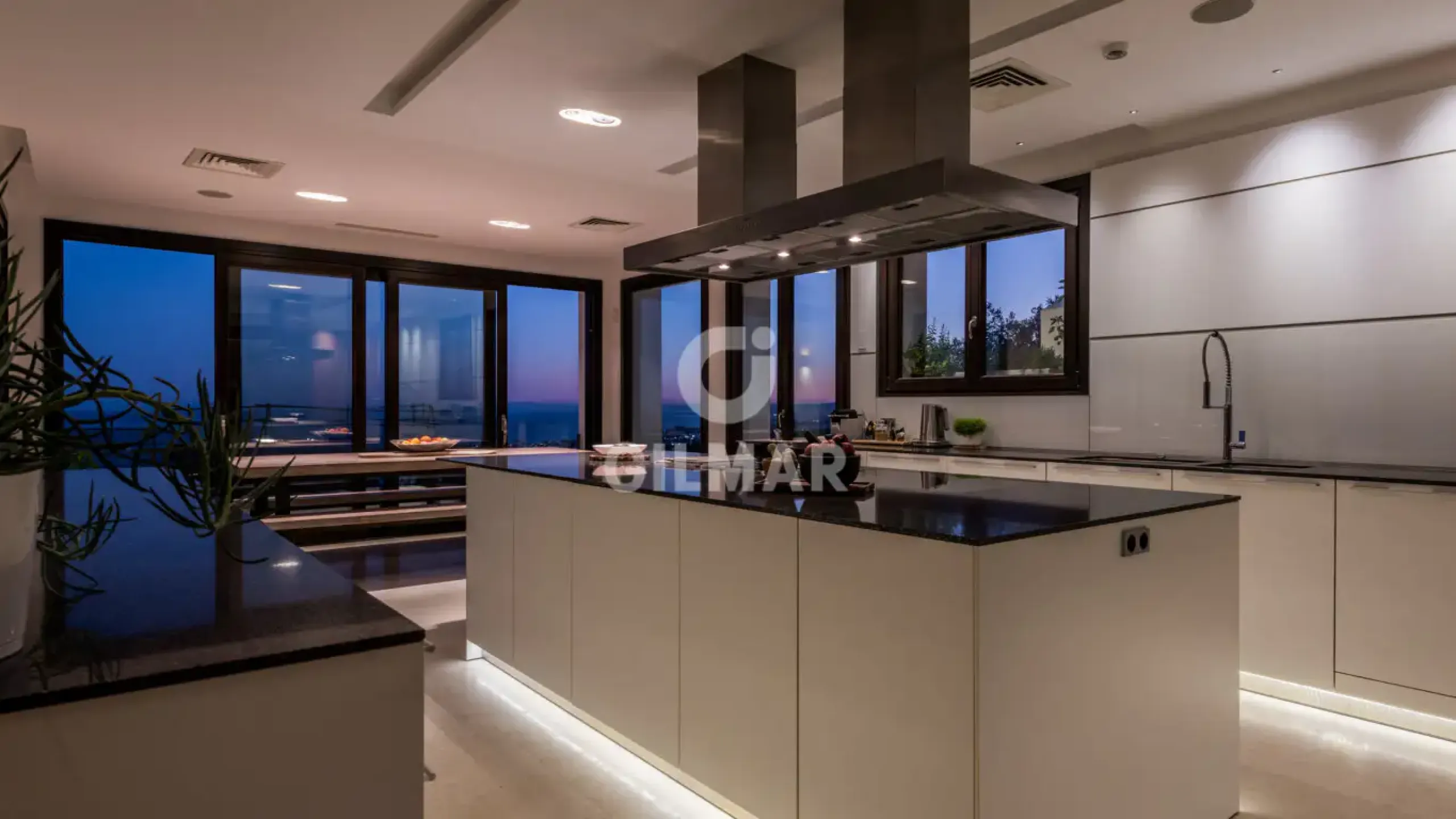 Villa in Marbella Este - Málaga
