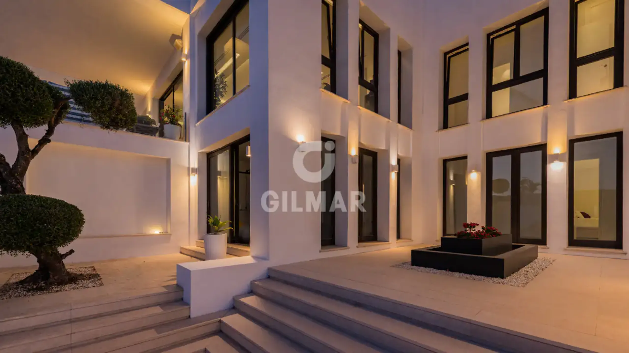 Villa in Marbella Este - Málaga