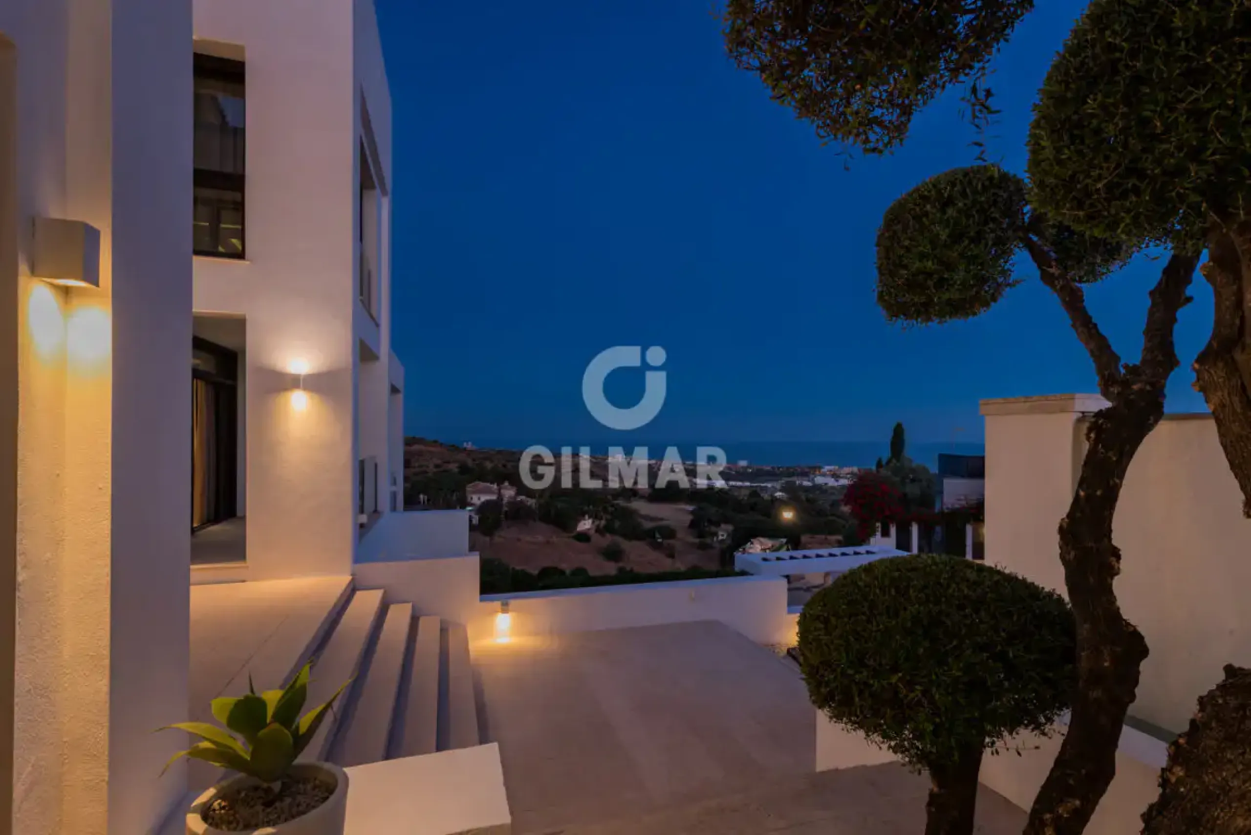Villa in Marbella Este - Málaga