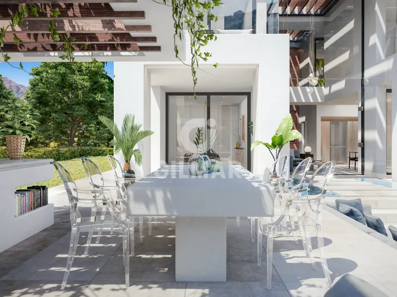 Chalet Independiente en Estepona Este - Málaga