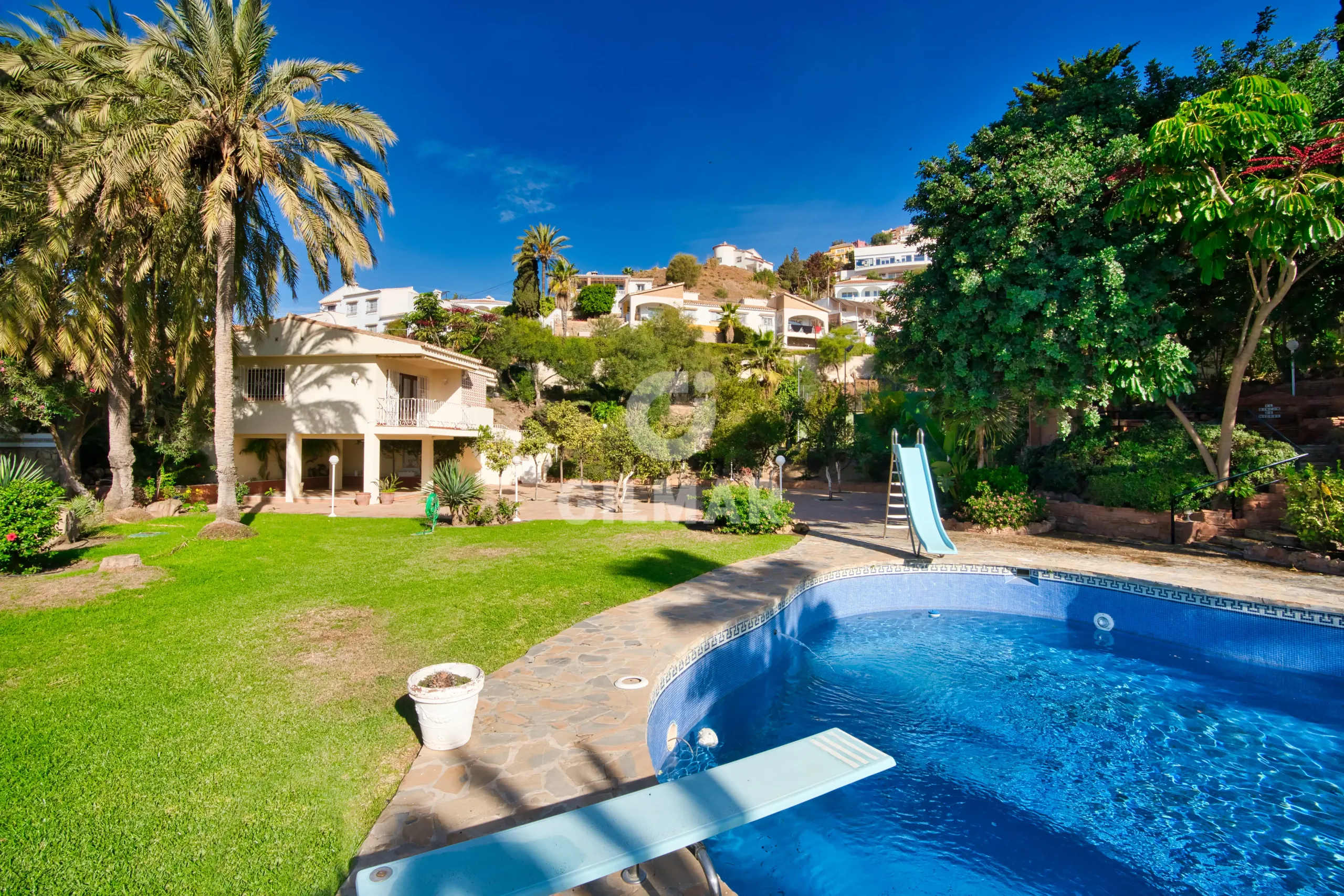 Villa in Lo Cea - Los Cortijos - Málaga