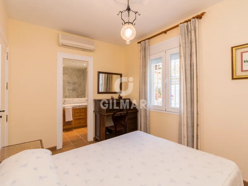 Villa in Lo Cea - Los Cortijos - Málaga