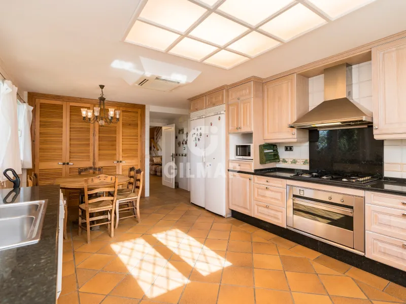 Villa in Lo Cea - Los Cortijos - Málaga