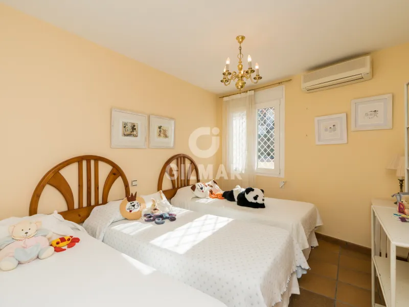 Villa in Lo Cea - Los Cortijos - Málaga