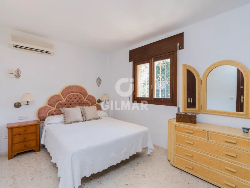 Villa in Lo Cea - Los Cortijos - Málaga