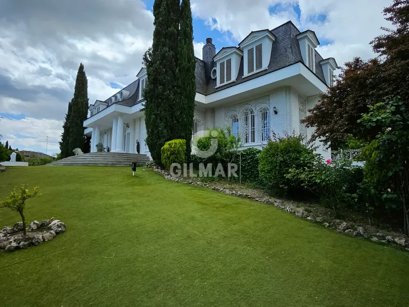 Villa in Pozuelo de Alarcón - Madrid
