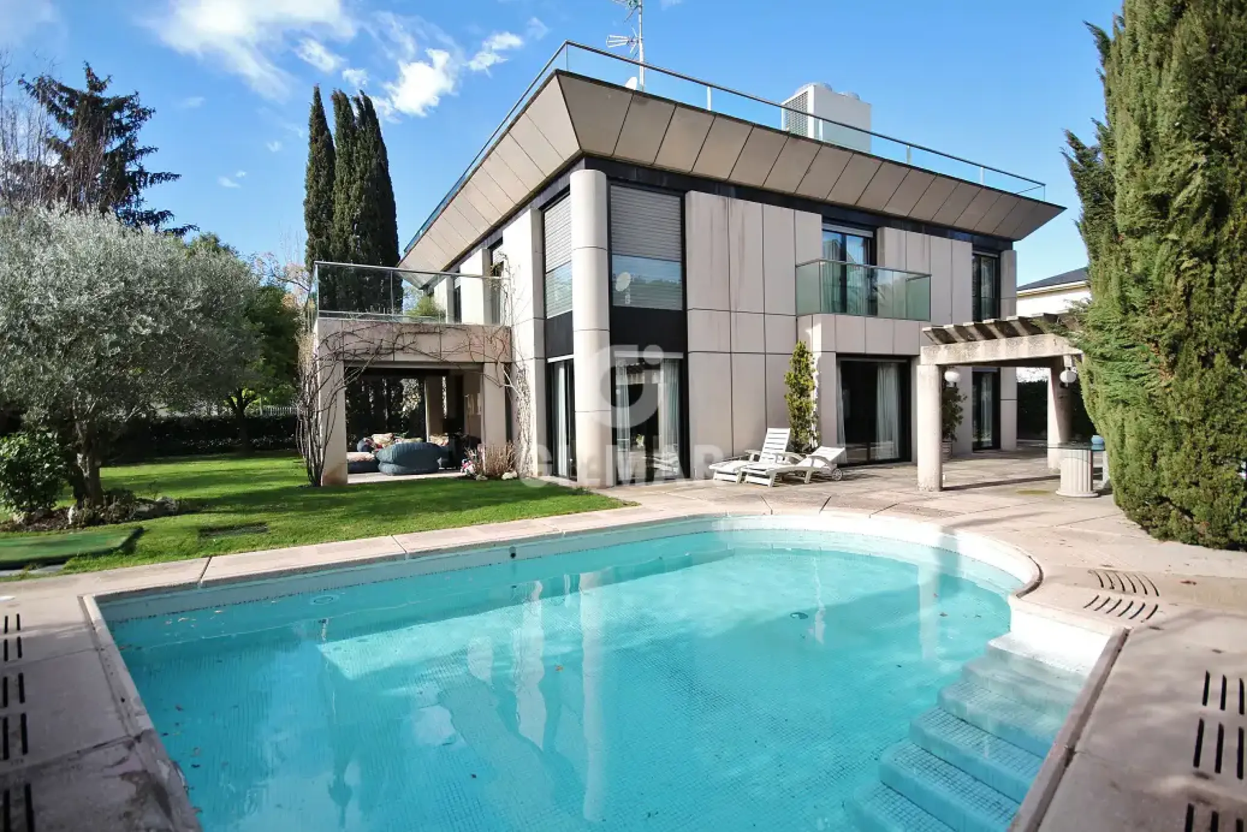 Villa in Mirasierra - Madrid