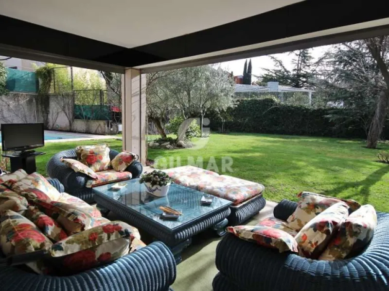 Villa in Mirasierra - Madrid