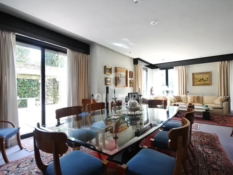 Villa in Mirasierra - Madrid