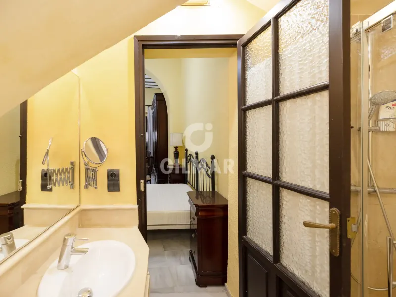 Chalet Adosado en Centro (Sevilla) - Sevilla
