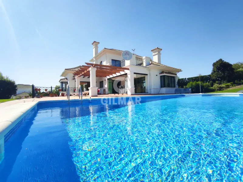 Chalet Independiente en Arcos de la Frontera - Cádiz