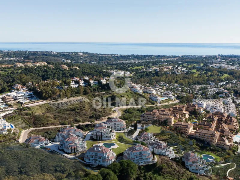 Ático-Dúplex en Nueva Andalucía - Málaga