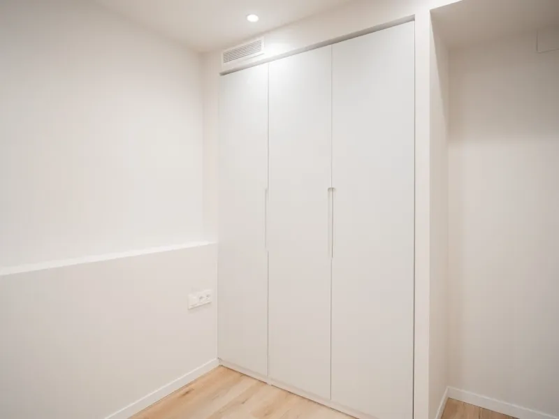 Estudio reformado con terraza en el centro de Barcelona