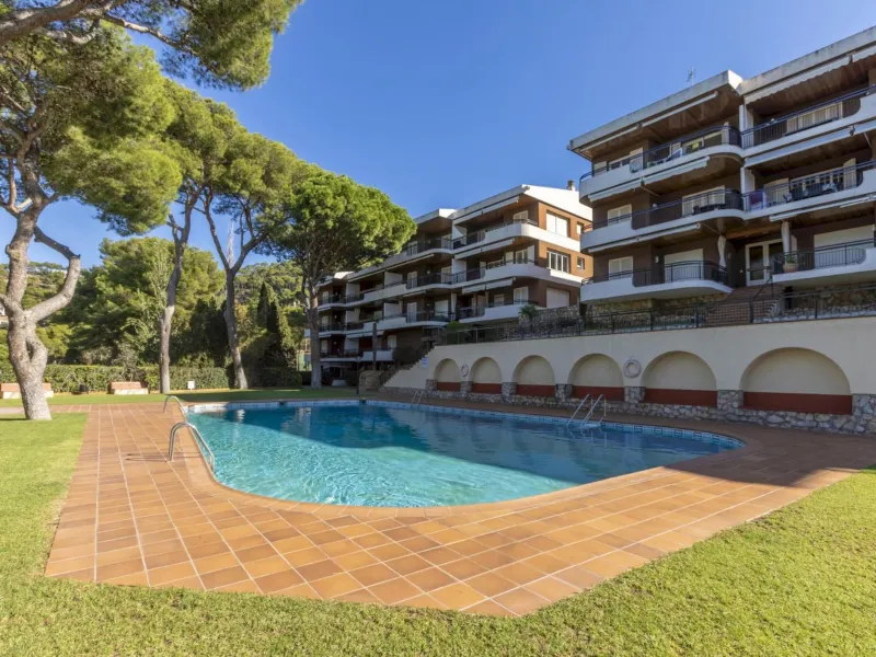Apartamento reformado con terraza y licencia turística en Llafranc, Costa Brava