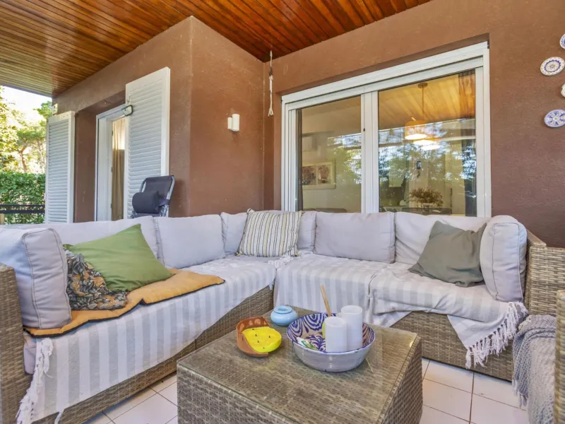 Apartamento reformado con terraza y licencia turística en Llafranc, Costa Brava