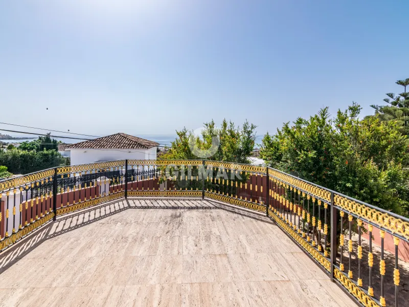 Villa in Estepona Oeste - Málaga