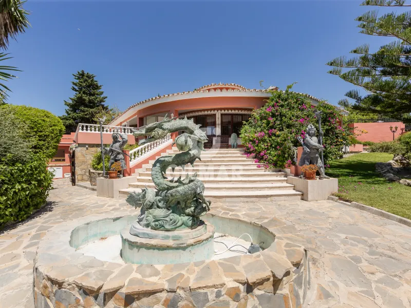 Villa in Estepona Oeste - Málaga