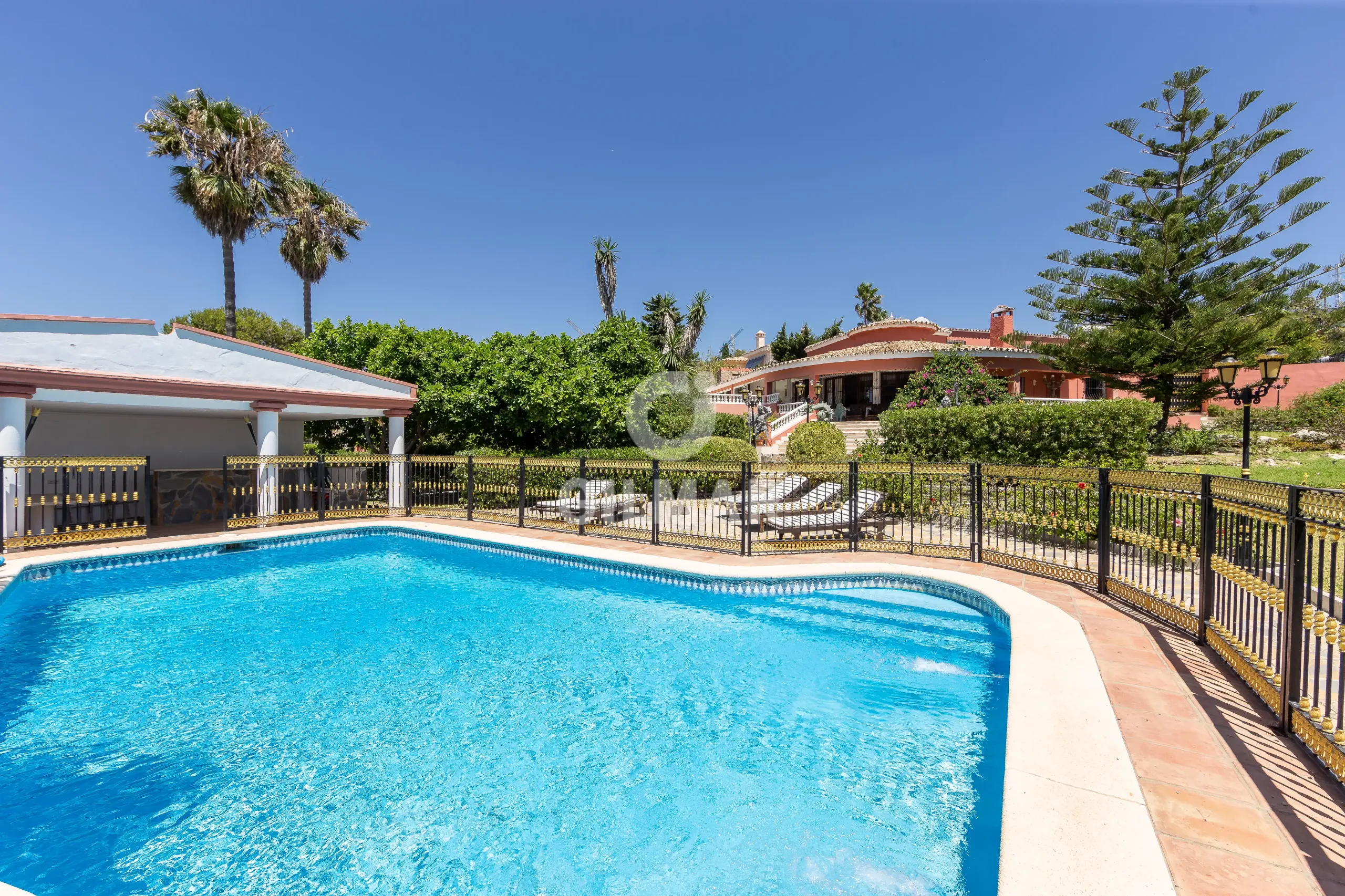 Villa in Estepona Oeste - Málaga