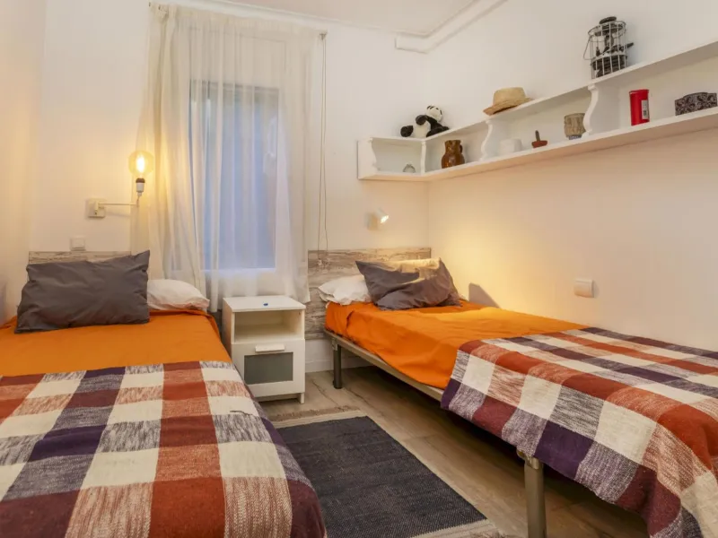 Apartamento reformado con terraza y licencia turística en Llafranc, Costa Brava