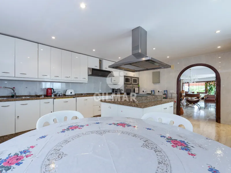 Villa in Estepona Oeste - Málaga