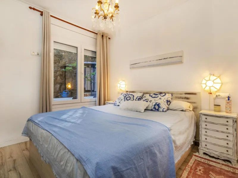 Apartamento reformado con terraza y licencia turística en Llafranc, Costa Brava