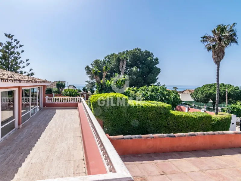 Villa in Estepona Oeste - Málaga
