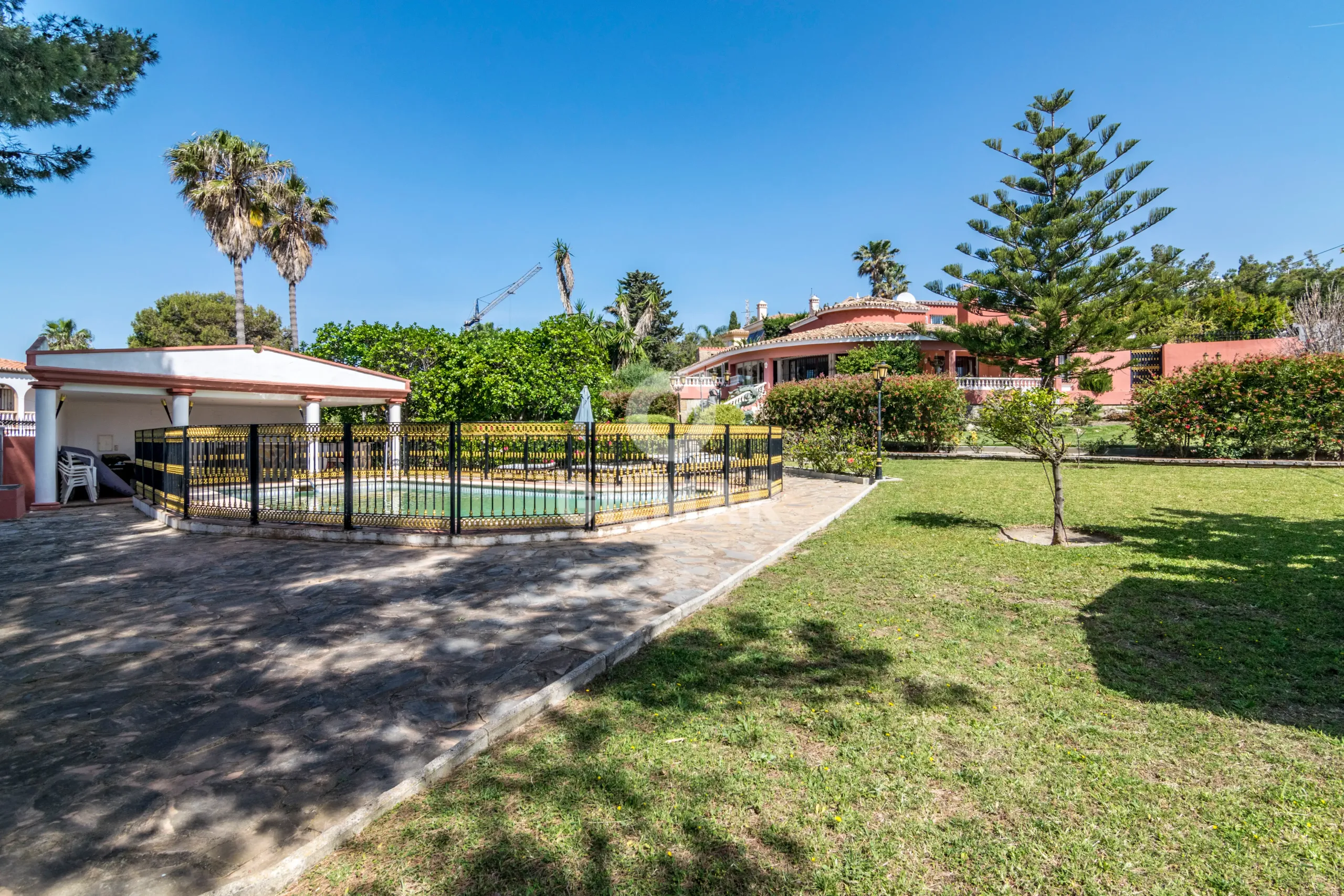 Villa in Estepona Oeste - Málaga