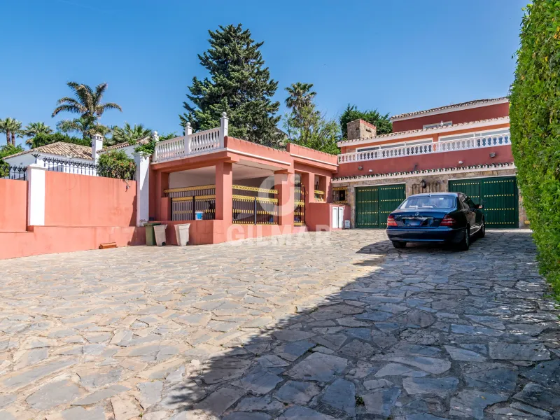 Villa in Estepona Oeste - Málaga