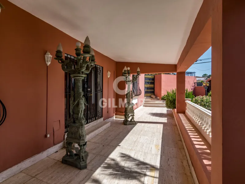 Villa in Estepona Oeste - Málaga